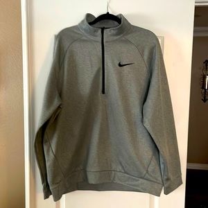 MEN’S NIKE XL QUARTER ZIP